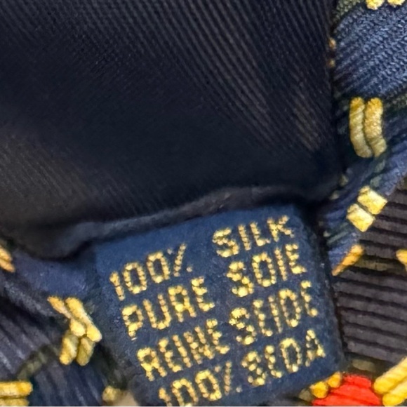 NEIMAN MARCUS Richel 100% Silk Print Design on Blue Handmade in in Spain Necktie - Picture 5 of 9